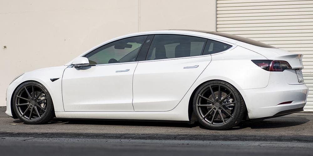 Tesla 3